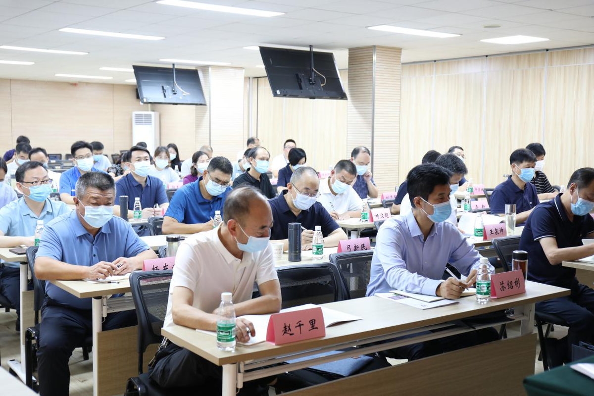 全省党委教育工作领导机构干部综合素质提升培训班（南京）举办